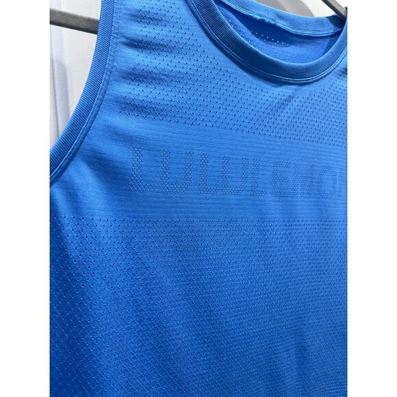 Lululemon Breeze By Muscle Crop Tank in Brisk Blue Sz 10 / 12 - Picture 3 of 8